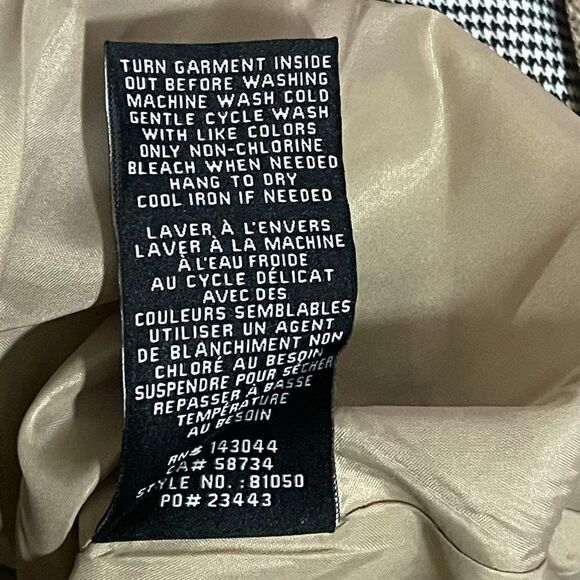 BAGATELLE COLLECTION Designer Inspired Plaid Print, Pleated Skirt, Size L - Picture 4 of 7